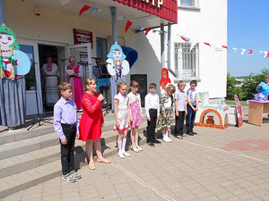 Детский вокальный ансамбль "Лето"